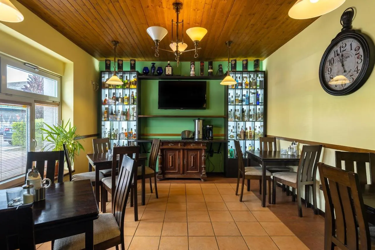 Penzion Rodos - Cafe براغ 2*,  جمهورية التشيك